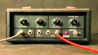 Demonstrating Univox EC100 Tape Echo