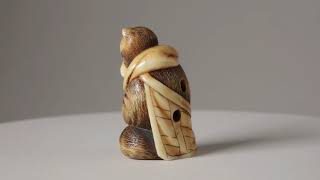 Netsuke - Tanuki in monk’s robes