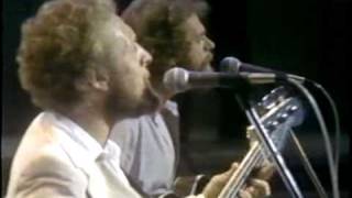 CUT THE CAKE / AVERAGE WHITE BAND