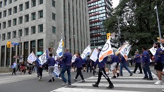 Hundreds of workers attend Labour Day parade in downtown Toronto