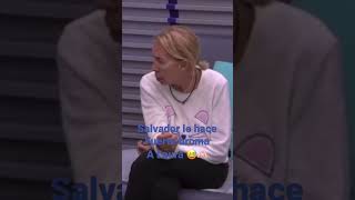 Salvador le hace una broma a Laura 😅😅#lacasadelosfamosos #telemundo