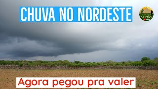 Chuvas e fortes enxurradas no Nordeste v109