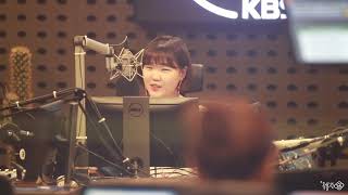 181106 악뮤 이수현 (AKMU) - 멜로망스의 선물로 원곡보다 더 높게 광고 소개하기 @악동뮤지션 수현의 볼륨을 높여요