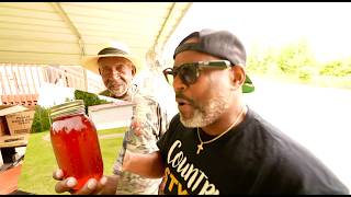 MAKING HOMEMADE WINE (COUNTRY STYLE)