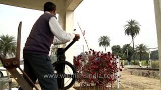 Manually operated railway level crossing in India