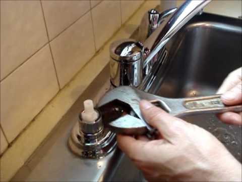 Replace a Moen Kitchen Faucet Cartridge Replace a Moen Kitchen Faucet Cartridge