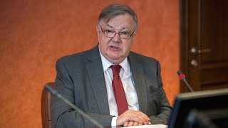 С.В.Мироненко Проблемы современной историографии российской революции 1917 года