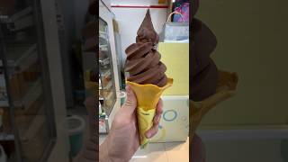 官心你的食衣住行育樂 🍦 2023年12月19日 台中 🍨 18度C巧克力工房 霜淇淋 7-ELEVEN 經典 ice cream 酷炫 7-11 黑色 聯名 竹探門市 冰淇淋 濃郁 可口 苦甜 爽啦