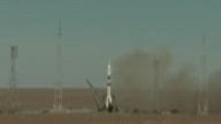 NASA astronaut to join Russians on Soyuz rocket