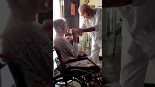 ❤️viral#love#care#emotional#truelove#cute#old#couple#australia#usa#care#reels#shorts#trending#sad