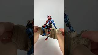 休日の朝にS.H.Figuarts 仮面ライダービルド ラビットタンクフォームを撮影してみた【フィギュア撮影ショートVLOG】#shorts #shfiguarts #仮面ライダービルド