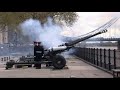 raw video gun salutes for queen elizabeth