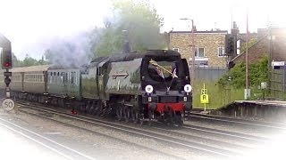 Tangmere clean round the bend at Tonbridge. The Golden Arrow.