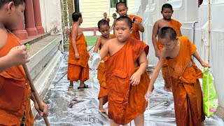 #พระภิกษุ #สามเณร ช่วยกัน #ทําความสะอาด #วัดโมลีโลกยาราม #เส้นทางมหาเปรียญ - ว.วุฒิไกร