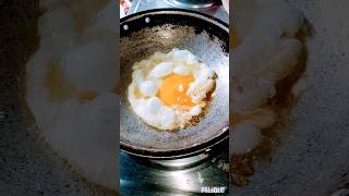 1 min poached Egg | How to poach an egg perfectly #shorts#ytshorts #youtubeshorts #trending #shorts