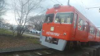 伊予鉄道横河原線橋梁駅石手川公園駅3001編成