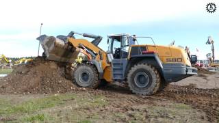 Liebherr L580 at Load up North 2015