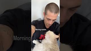 Damiano's morning routine 🌅🐾 #damiano #maneskin #ethan #thomas #vicdeangeli