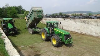 TRAKTORY - JOHN  DEERE 8 Řada