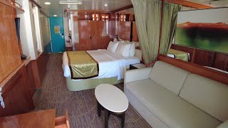 Norwegian Dawn - Club Balcony Suite 11150 - Deck 11