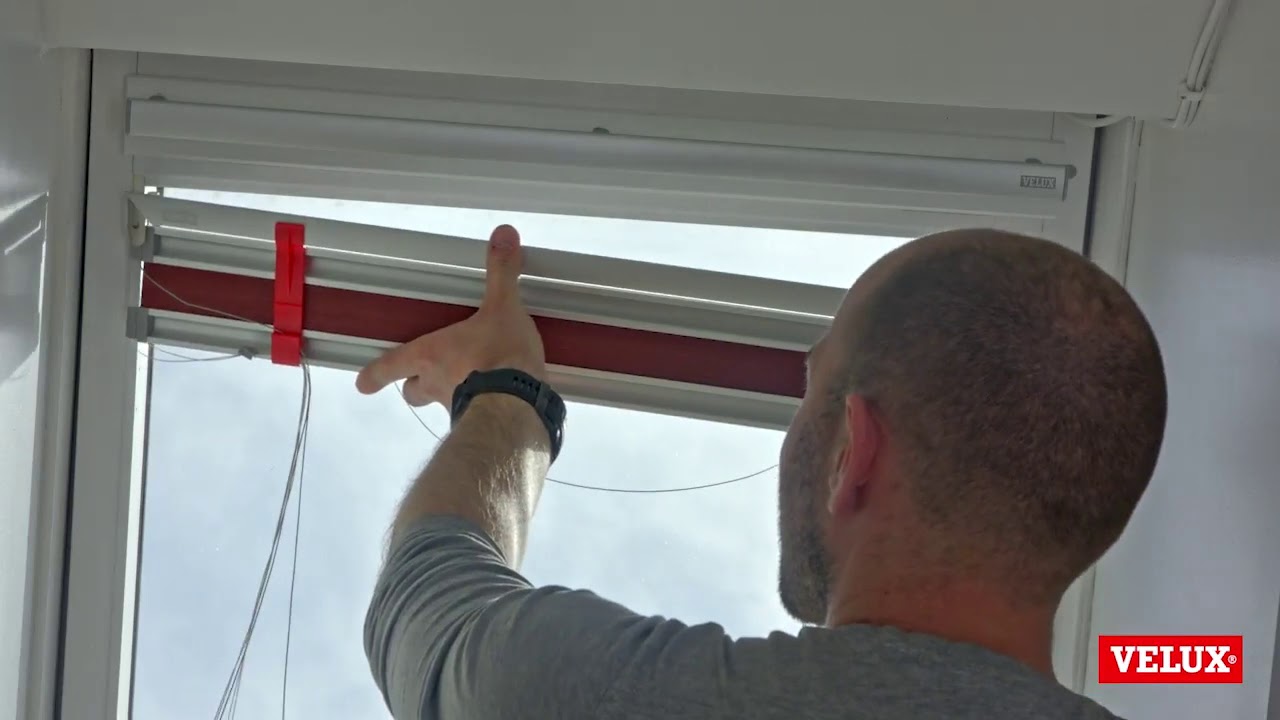 Replacing A VELUX Blind Dismounting Installing - YouTube