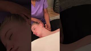 Say Goodbye to Neck Pain! Expert Massage Therapy in Minneapolis, MN #minneapolis #massagetherapist
