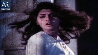 Punnami Ratri Movie Scenes | Silk Smitha Scared Seeing Ghost | AR Entertainments