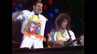 Queen - Now I'm Here Live at Wembley '86 1st NIGHT (with some fixed mini cracking voice)
