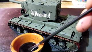 Building Zvezda Model KV-2 Tank In 1/35 Scale