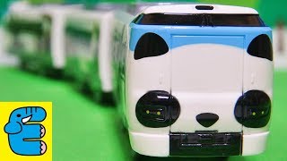 プラレール パンダくろしお (専用連結仕様) 特急電車 Panda Kuroshio Smile Adventure Train [English Subs]