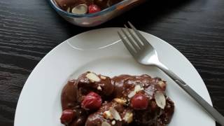 Profiteroles chocolate with cherry, Profiterol visne soslu, Windbeutel mit Kirschen