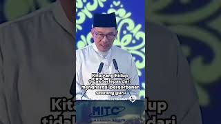 Perdana Menteri Anwar Ibrahim:kita yang hidup tidak terlepas dari menghargai pengorbanan guru