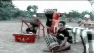 OmpRock - Laskar Belambangan ( Gending Kanggo Persewangi ).flv