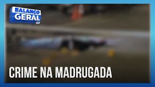 CRIME NA MADRUGADA: Homem é morto com diversos tiros na porta de boate