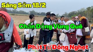 Chấn Động Vùng Quê Nghèo Vào Buổi Sáng Khất Thực Của Đoàn Sư Minh Tuệ.