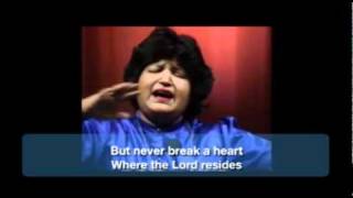 Abida Parveen Sings Bulleh Shah (english subtitles)