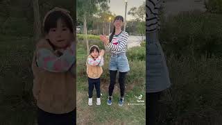 當幼兒園寶貝在公園巧遇幼兒園老師丨給你一瓶魔法藥水丨一起跳抖音丨2023.02.27