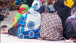 MAMA WA MAREHEMU AZUA HEKAHEKA MSIBANI!! MAMA WA MAREHEMU AZUA HEKAHEKA MSIBANI!!