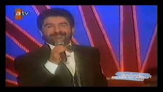 Burhan Çaçan \u0026 Oryantal Tanyeli - PEMBE KIZ ( Atv 1994 Yılbaşı )