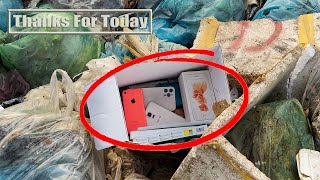 Satisfying Relaxing With Restoring Abandoned Destroyed Phone, Found a lot of broken phones!