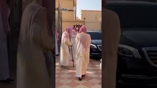 محمد بن سلمان يزور بيت الشيخ الفوزان لتهنئته بعيد الفطر