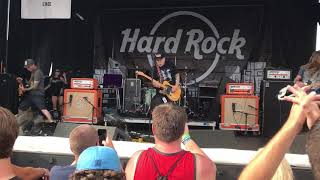 The Ataris Boys of summer | Warped tour 2017 Burgettstown pa