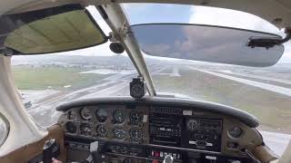 Piper PA-28-161 Warrior II Rainy Crosswind Landing