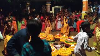 T. Marlapadu bathukamma kolatam