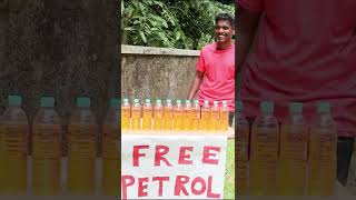 FREE ആയി PETROL കൊടുത്തു..🔥🔥 #shorts #shortsvideo #youtubeshorts