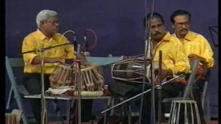 Idaya Kaniyage - KJ Yesudas Live Performance