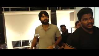 Vijay deverakonda Watching NOTA With Fans | Vijay deverakonda Speech