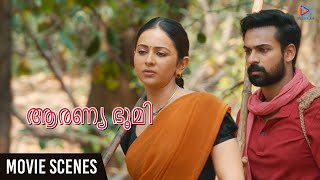 Aaranya Bhoomi Movie Scenes | Vaishnav Tej Finds Sandalwood Trees Cut | Rakul Preet | MFN