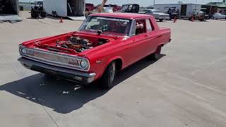 At the Hit! A peek under the hood of Mike \u0026 Anna Coffen's 572ci HEMI 65 Dodge Coronet \