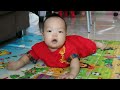 宝宝几个月大学会翻身 baby flipping 6month baby♥